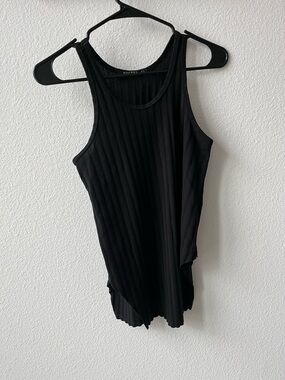 Squared Hem Tank 2.0- Large, Black, Noctex Women’s Black Ribbed Tank Top
